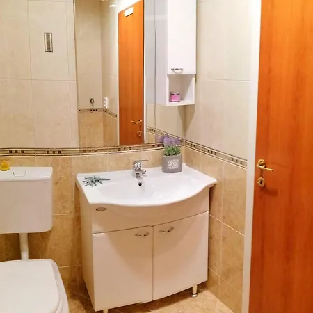 Blue Dream - Two Bedroom With Terrace And Sea View A1 アパート Putniković