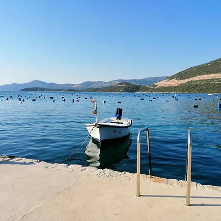 Blue Dream - Two Bedroom With Terrace And Sea View A1