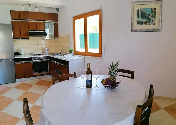 Blue Dream - Two Bedroom With Terrace And Sea View A1 아파트